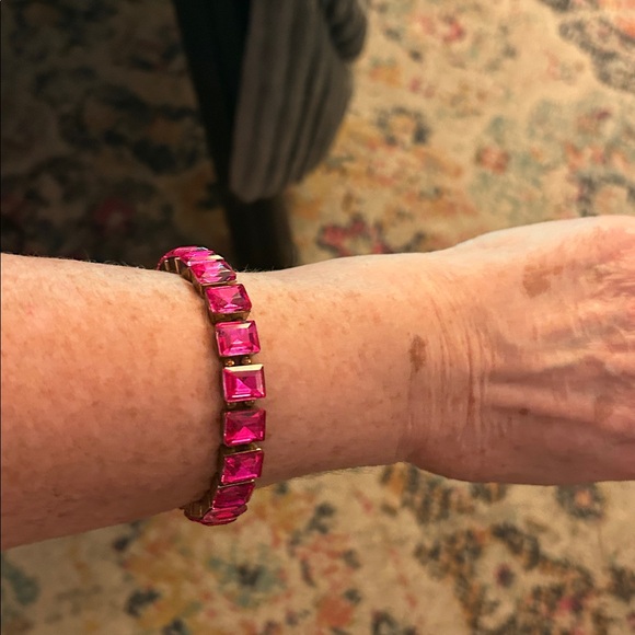 Women’s Plus Size Pink Sparkly Stones Stretch Bracelet Size Large - Picture 8 of 11